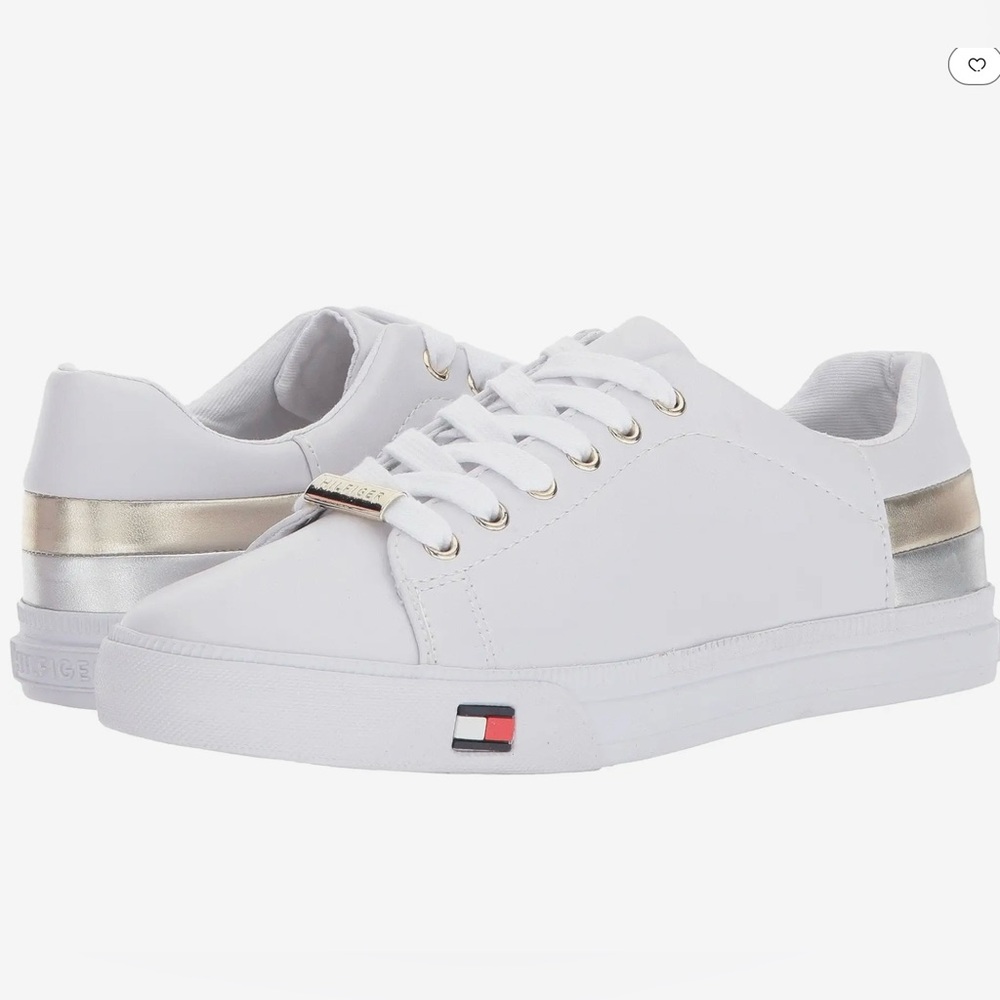Tommy Hilfiger white leather tennis shoes